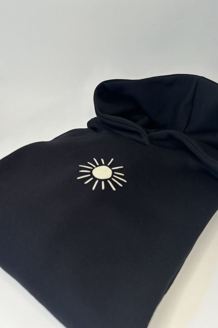 The oversized sunshine hoodie - black - Image 3