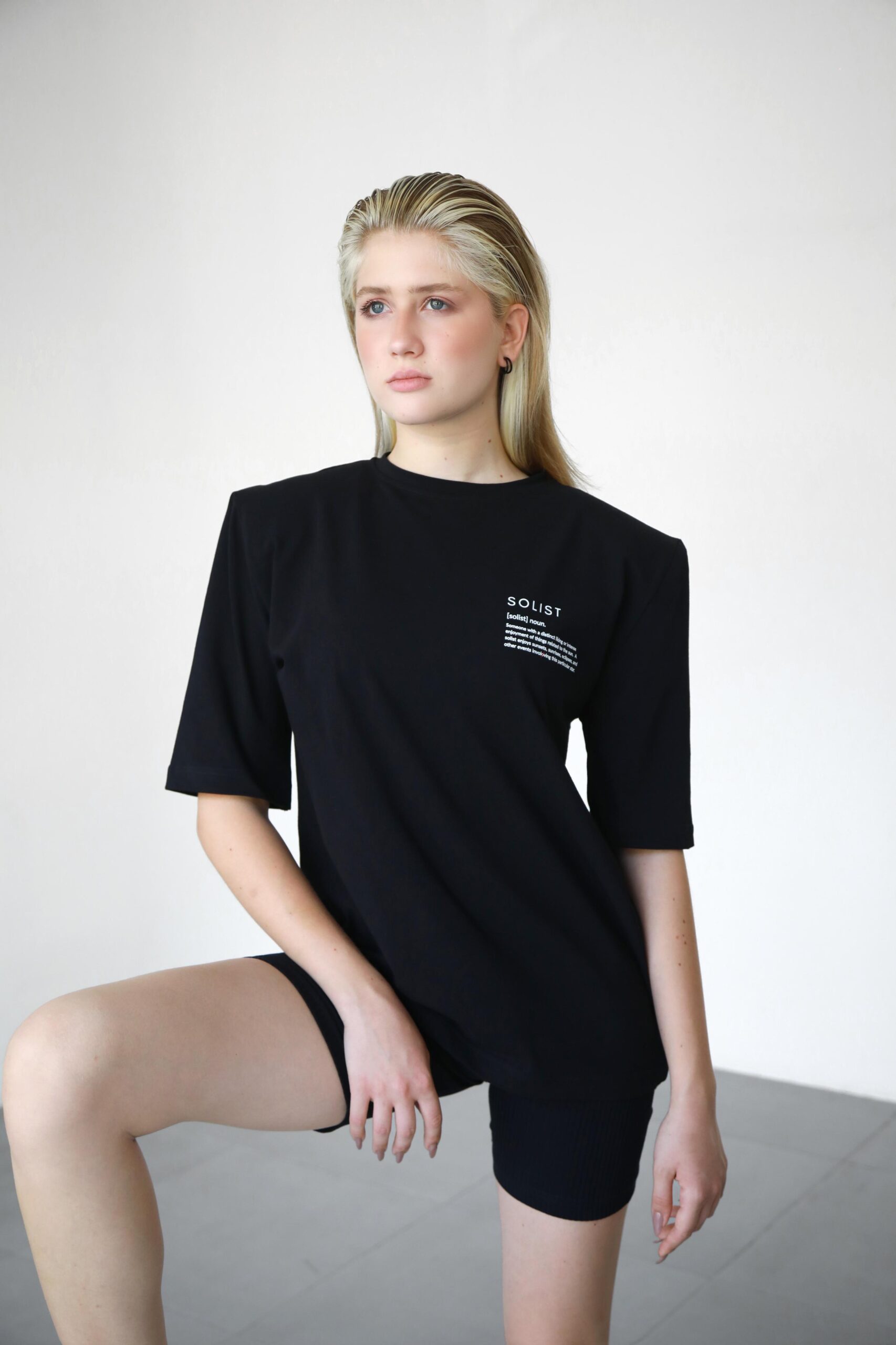 The Solista Tshirt - Black - Image 2
